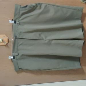 Men's IZOD golf shorts